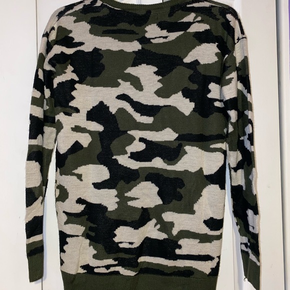 Camouflage sweater - Picture 2 of 3
